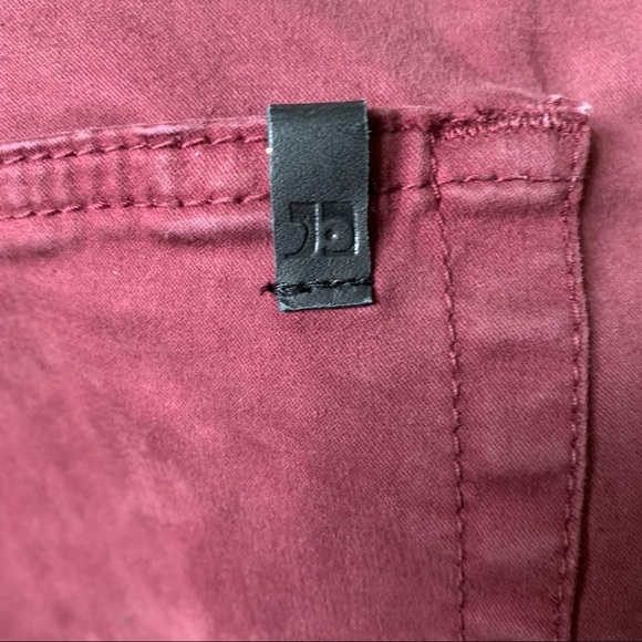 Joe’s jeans Brixton straight leg jeans, kivi red.  Fit closer to a 32. - Picture 9 of 10
